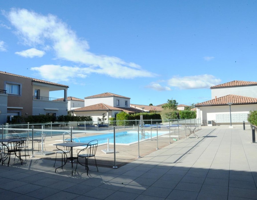 residence seniors à poussan avec piscine Occitalia